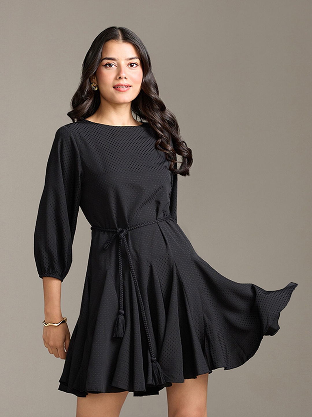 

20Dresses xxd eclectic boho Black Panelled Puff Sleeve Crepe Fit & Flare Dress