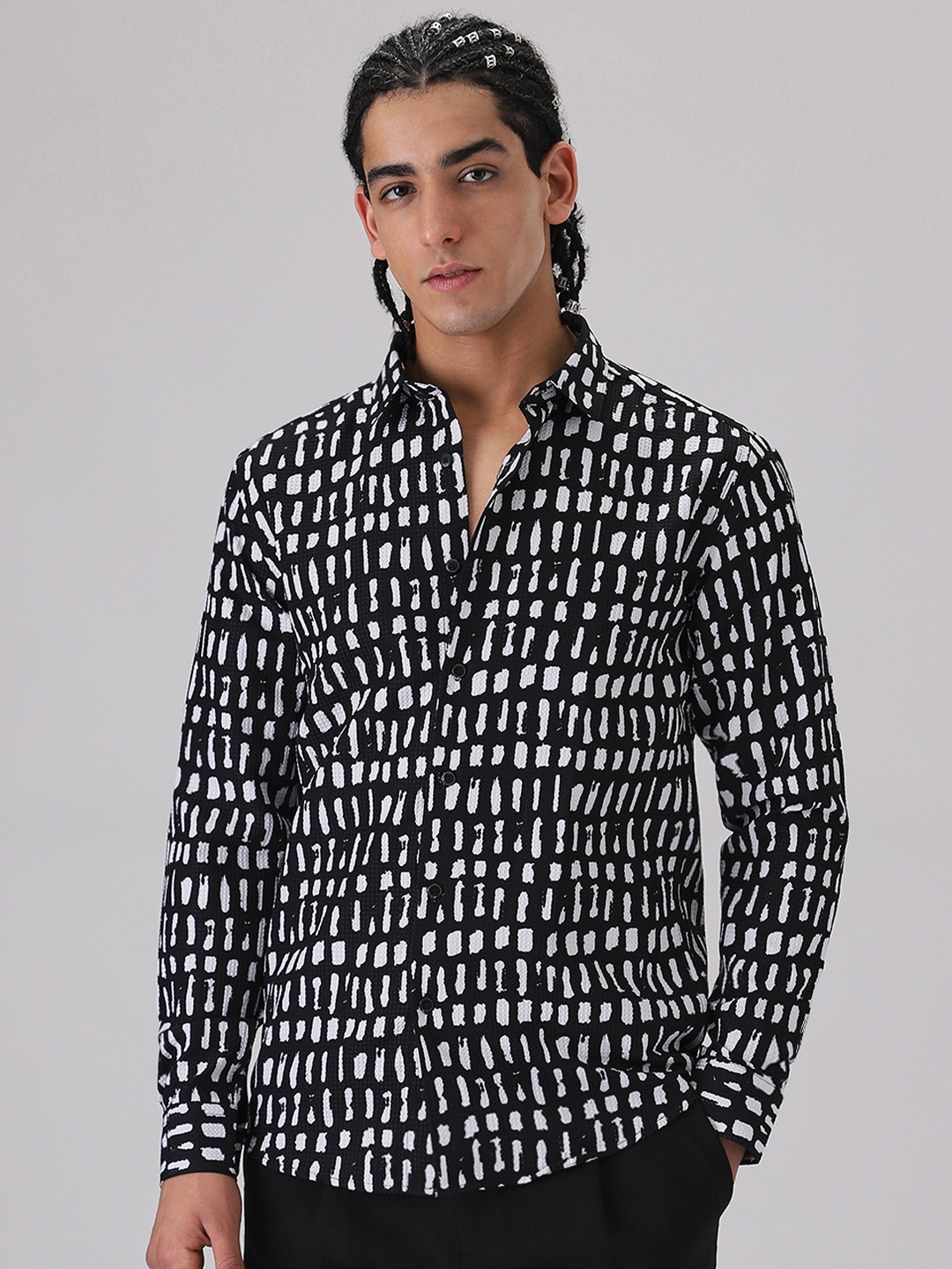 

Banana Club Classic Geometric Printed Casual Shirt, Black