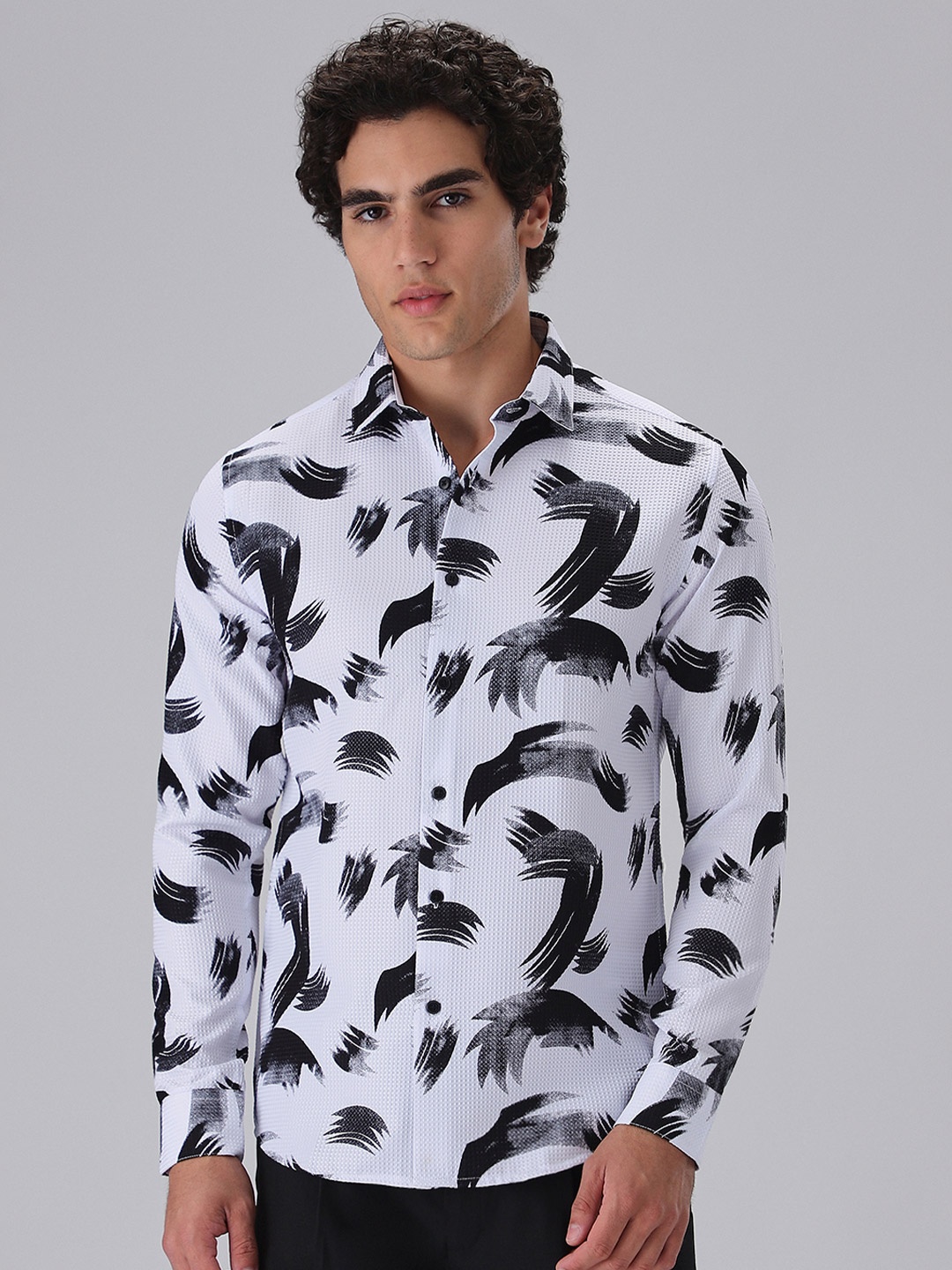 

Banana Club Classic Abstract Printed Casual Shirt, White