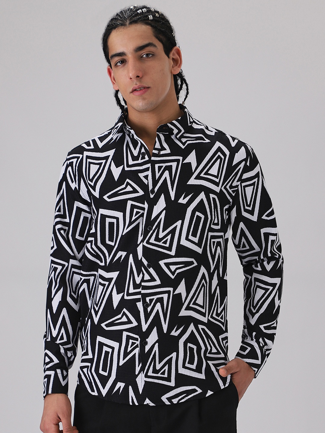 

Banana Club Men Classic Opaque Printed Casual Shirt, Black
