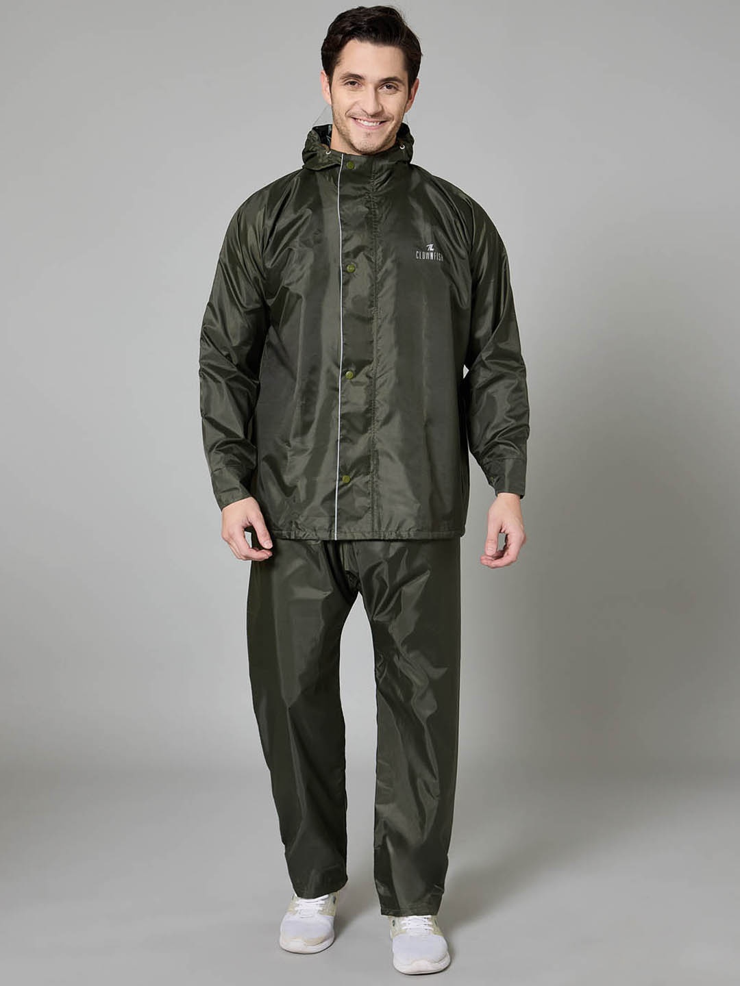 

THE CLOWNFISH Waterproof Rain Jacket With Trousers, Olive