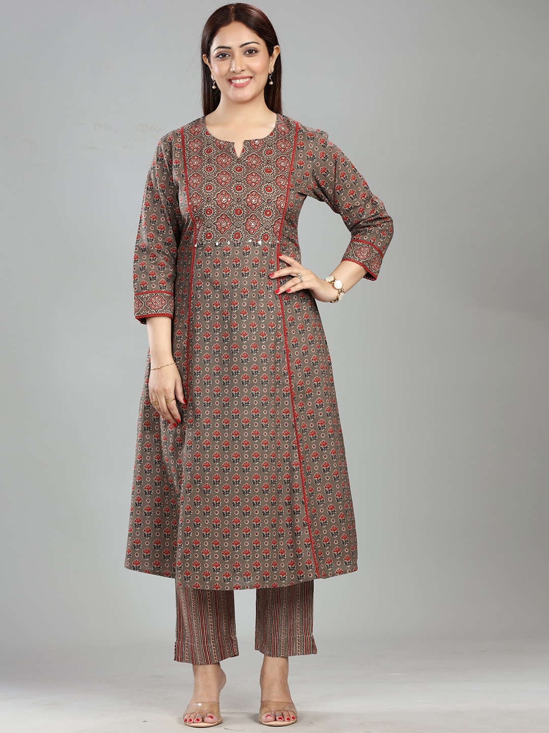

COTTON CULTURE Ethnic Motifs Printed Round Neck Panelled Pure Cotton Kurta with Palazzos, Grey