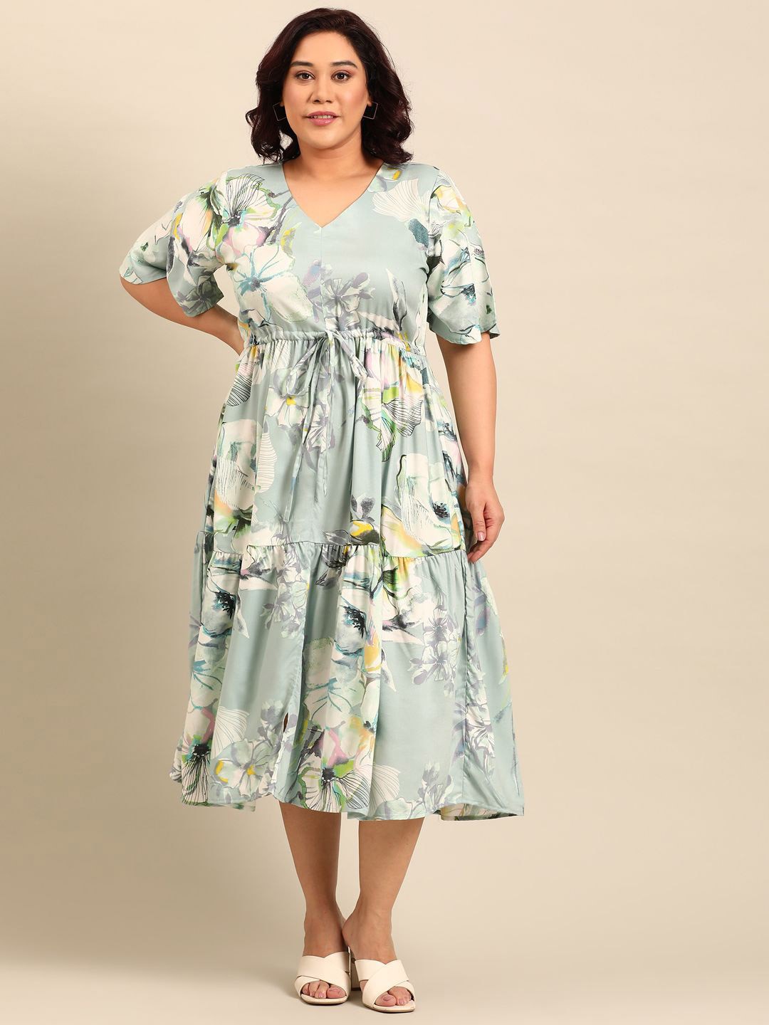 

The Pink Moon Floral Print Short Sleeves V-Neck Empire Midi Dress, Sea green