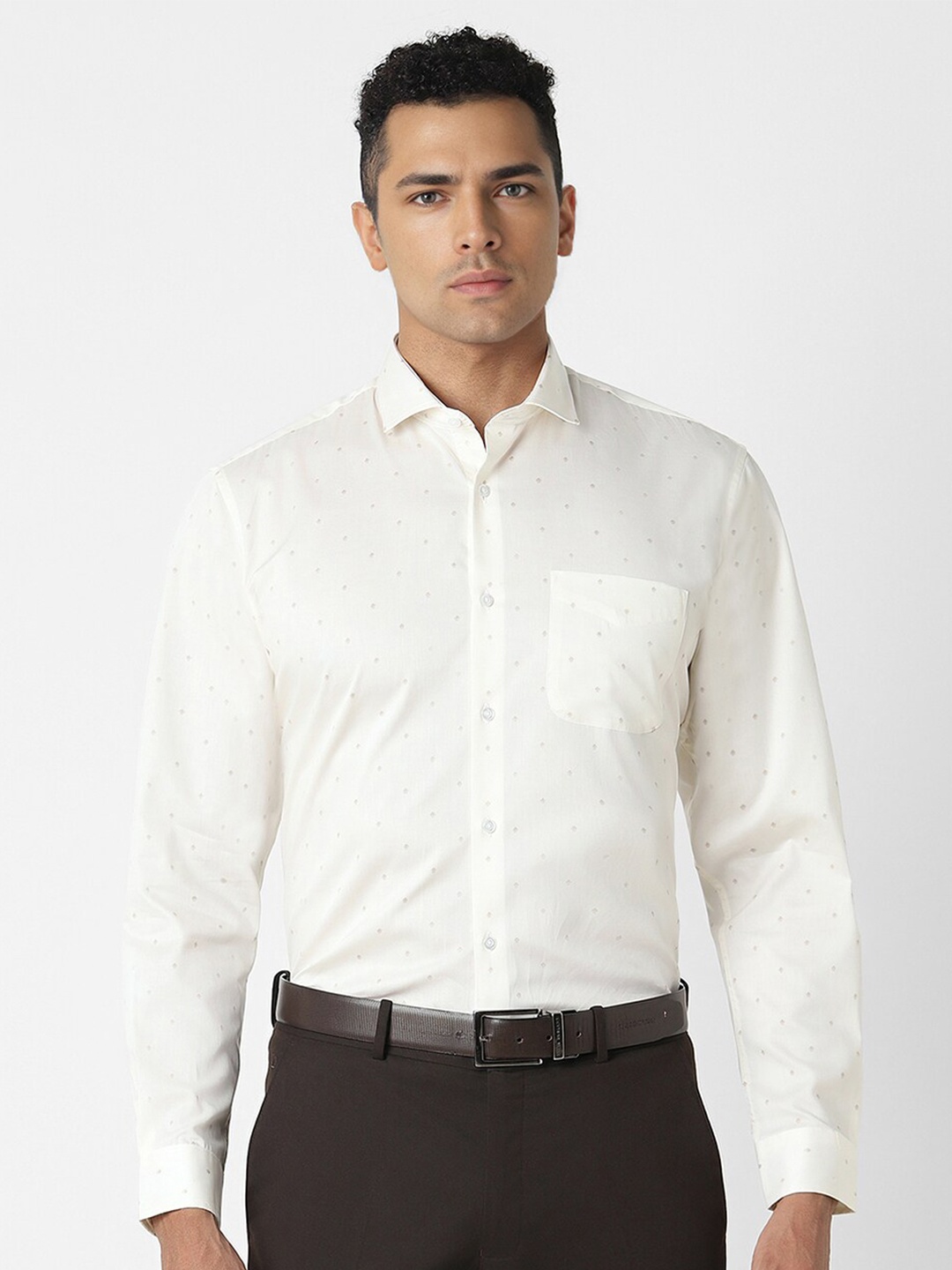 Peter England Spread Collar Pure Cotton Formal Shirt, Cream