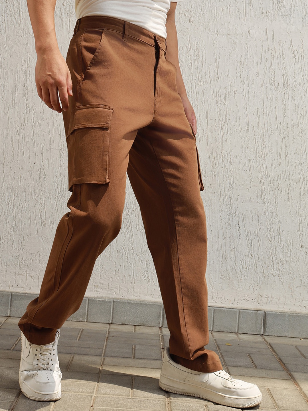 

Hubberholme Men Relaxed Fit Straight Leg Cotton Cargo Trousers, Brown