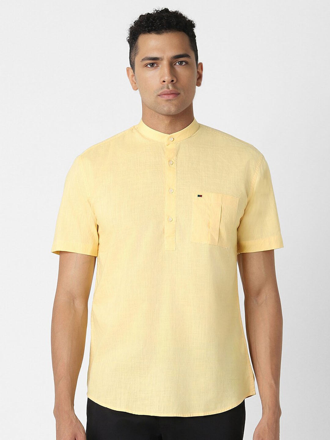 

Peter England Casuals Slim Fit Mandarin Collar Cotton Casual Shirt, Yellow
