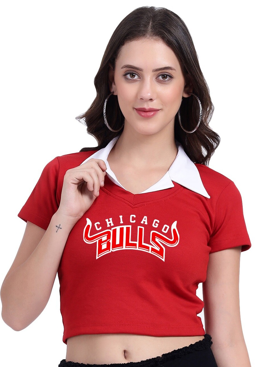 

TABADTOD Shirt Collar Short Sleeves Typographic Printed Crop Top, Red