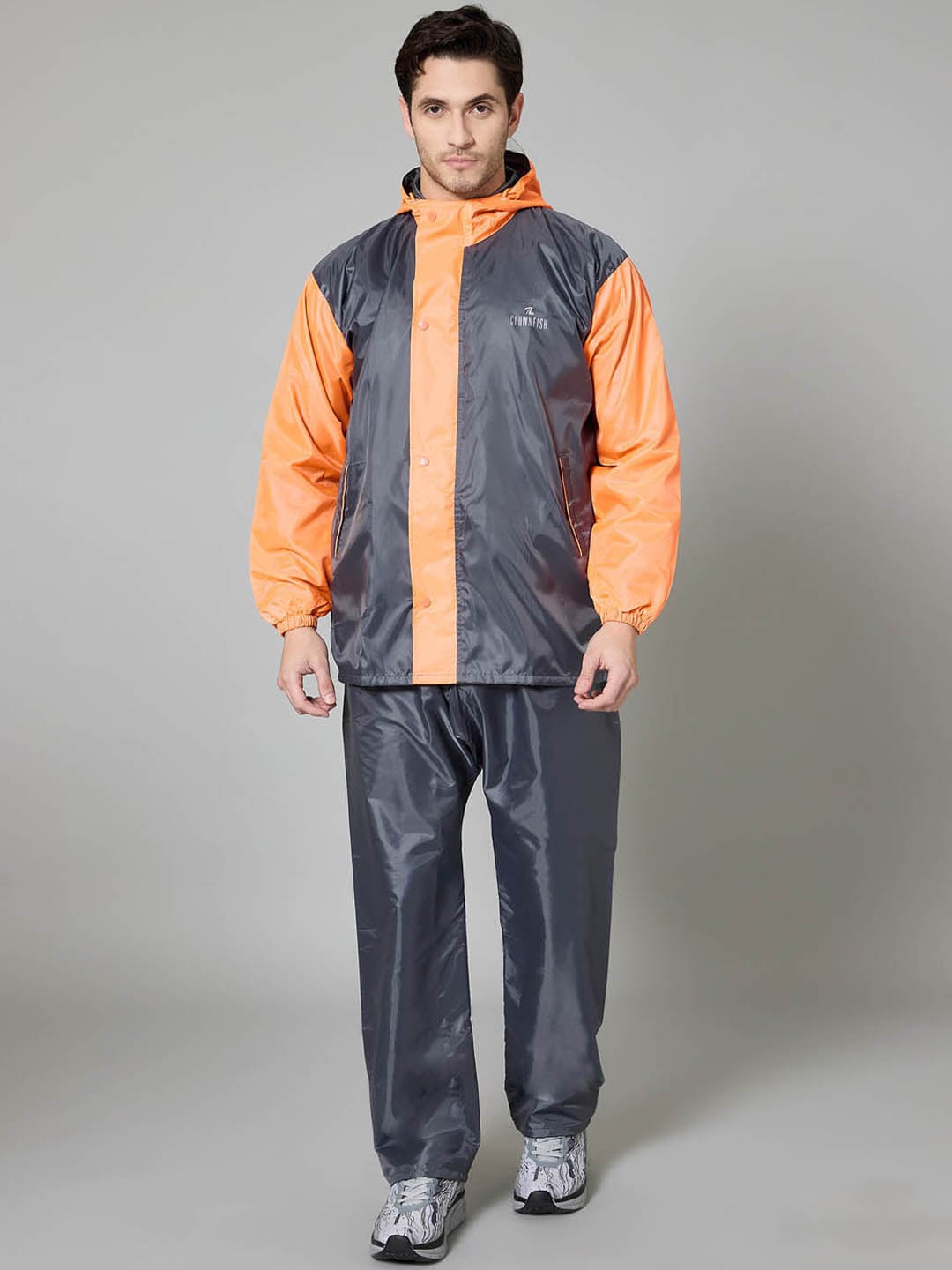 

THE CLOWNFISH Colourblocked Waterproof Double Layer Rain Suit, Grey