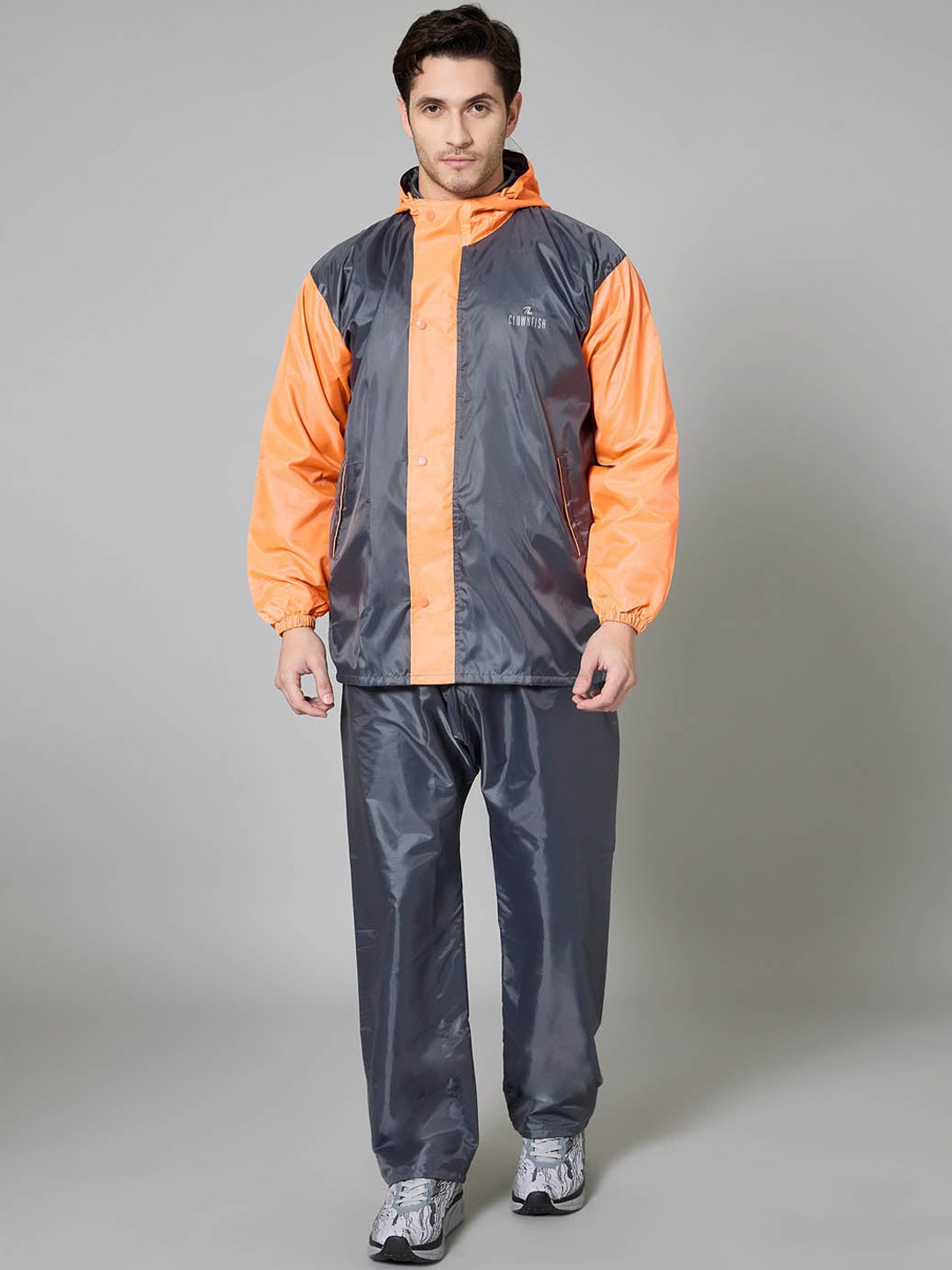 

THE CLOWNFISH Colourblocked Waterproof Double Layer Rain Suit, Grey
