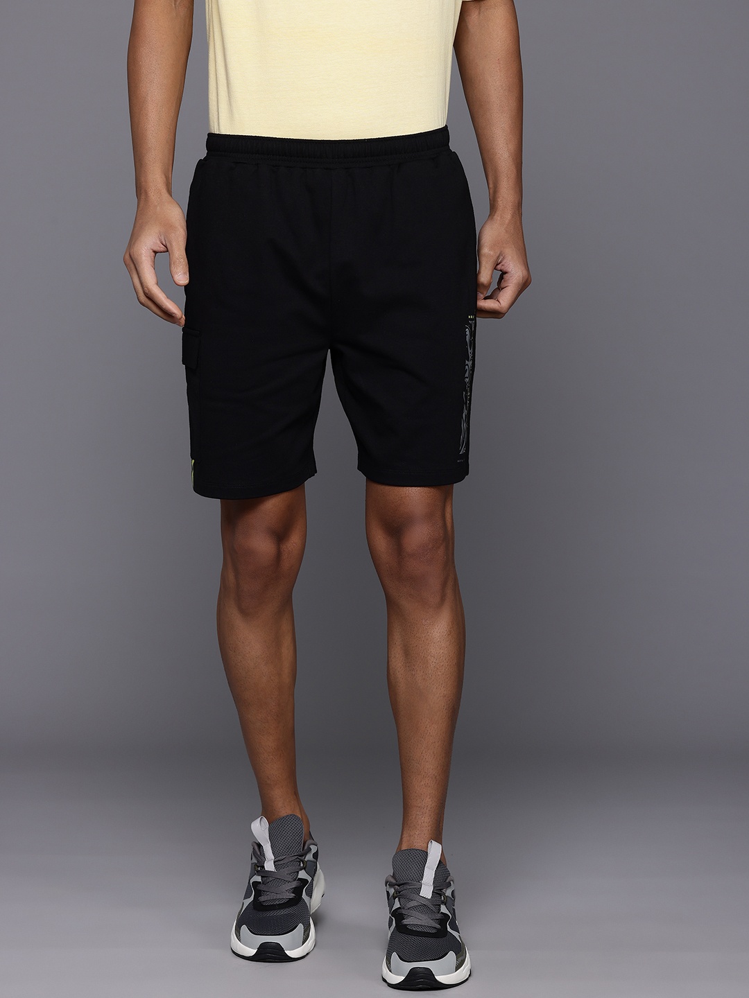 

HRX by Hrithik Roshan Men Shorts, Black