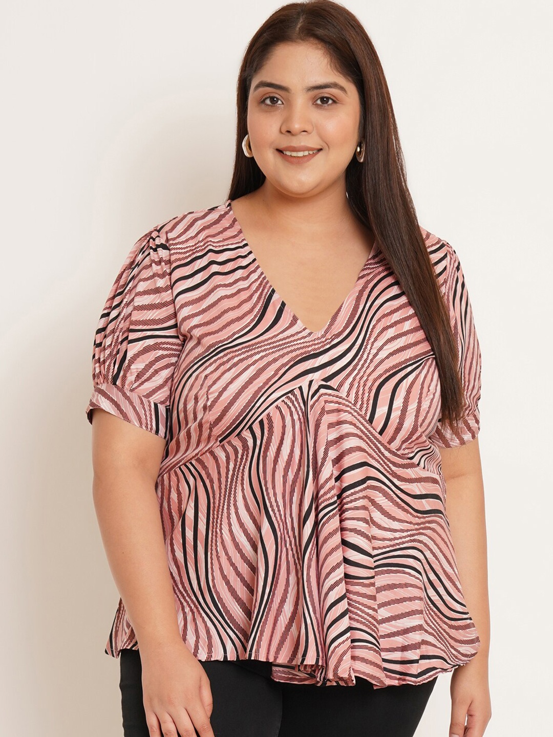 

U&F Beyond Plus Size Animal Printed V-Neck Short Sleeves Empire Top, Pink