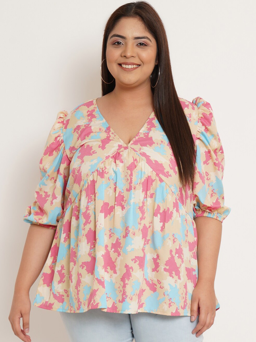 

U&F Beyond Plus Size Printed V-Neck Puff Sleeve Empire Casual Top, Beige