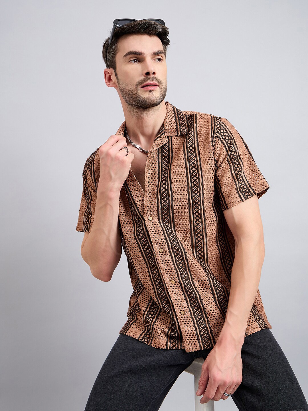 

Style Quotient Short Sleeves Spread Collar Opaque Printed Casual Shirt, Brown