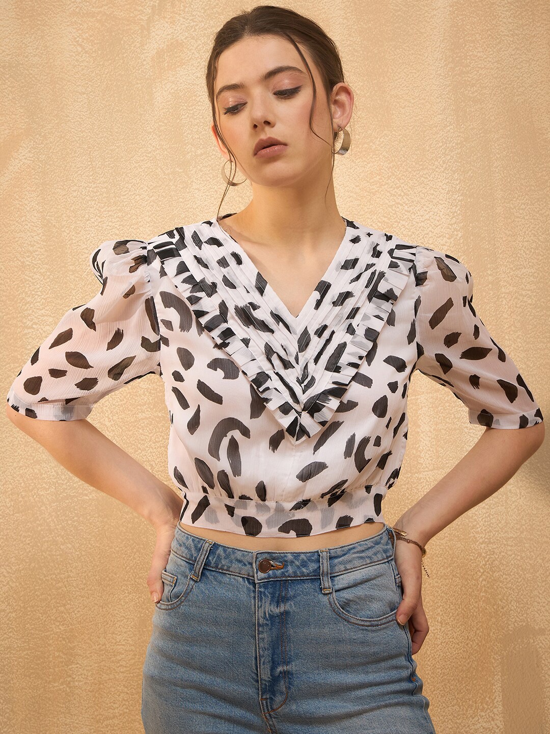 

Marie Claire White Animal Print Puff Sleeves Pleated Chiffon Blouson Crop Top