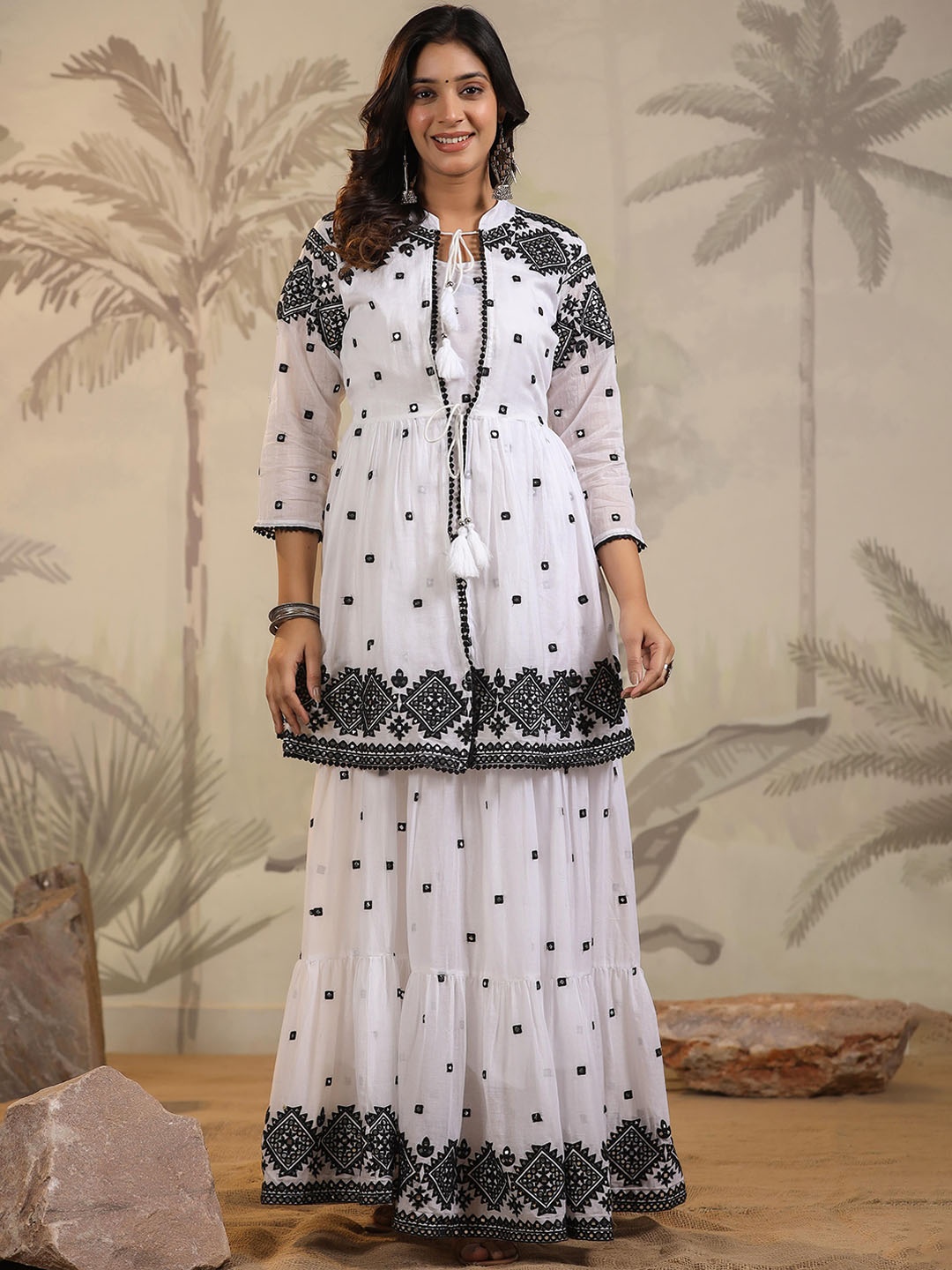 

SCAKHI Ethnic Motifs Embroidered Tiered Cotton Ethnic Dress With Shrug, White