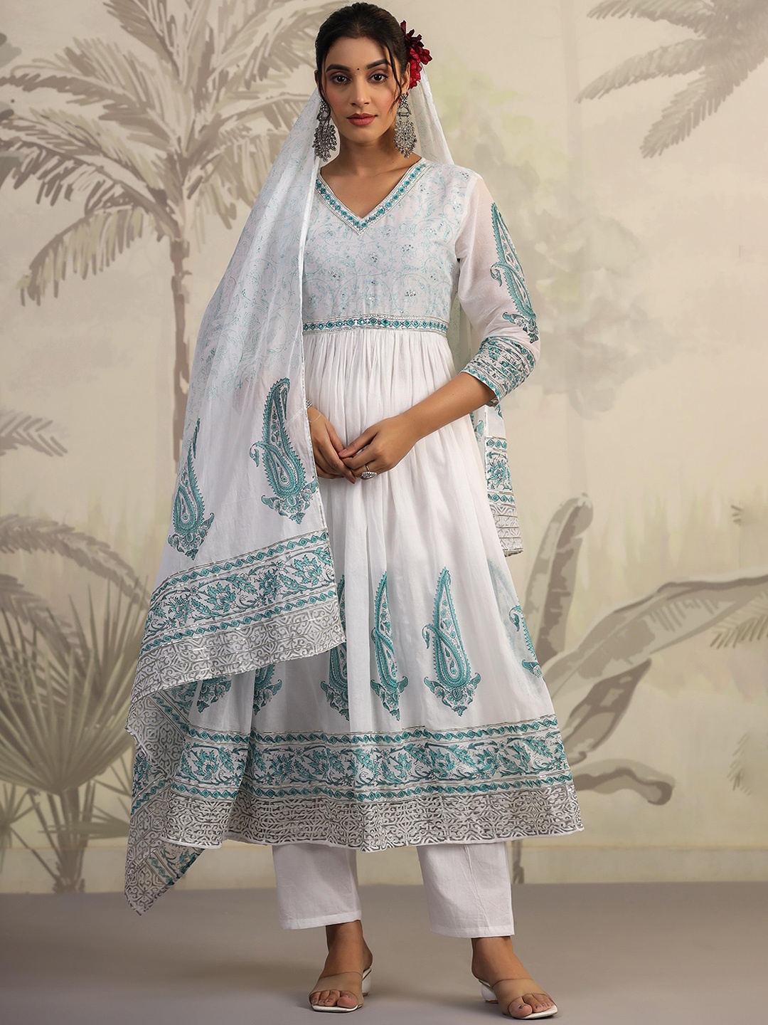 

SCAKHI Floral Printed Empire Sequinned Pure Cotton Anarkali Kurta with Trousers & Dupatta, White