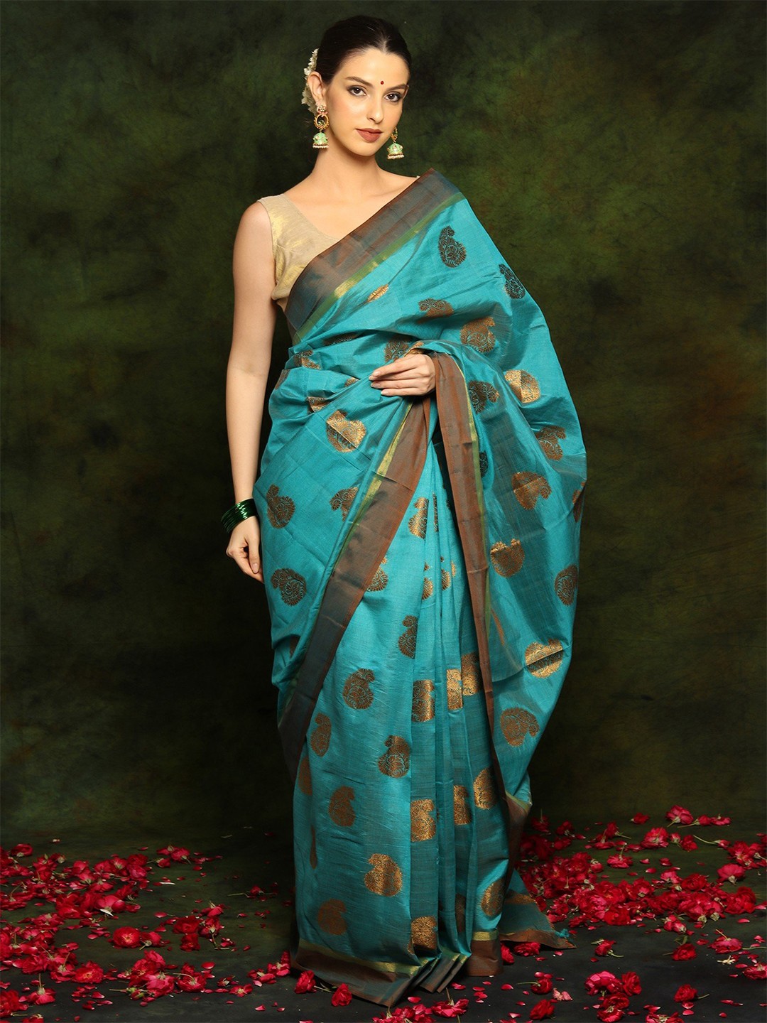 

Exotic India Paisley Art Silk Saree, Sea green