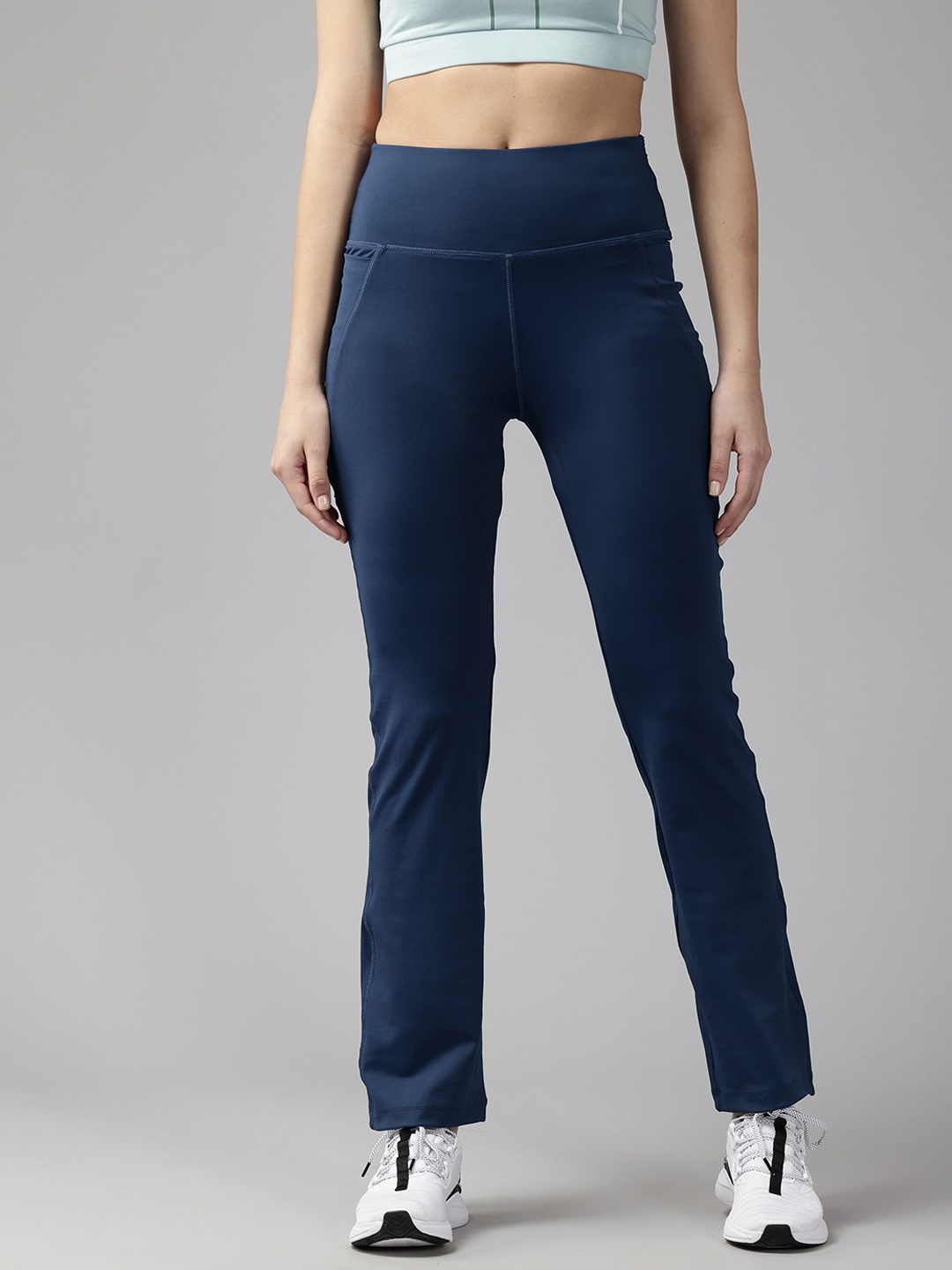 

Perfkt-U Comfort High-Rise Flare Gym Track Pants, Navy blue