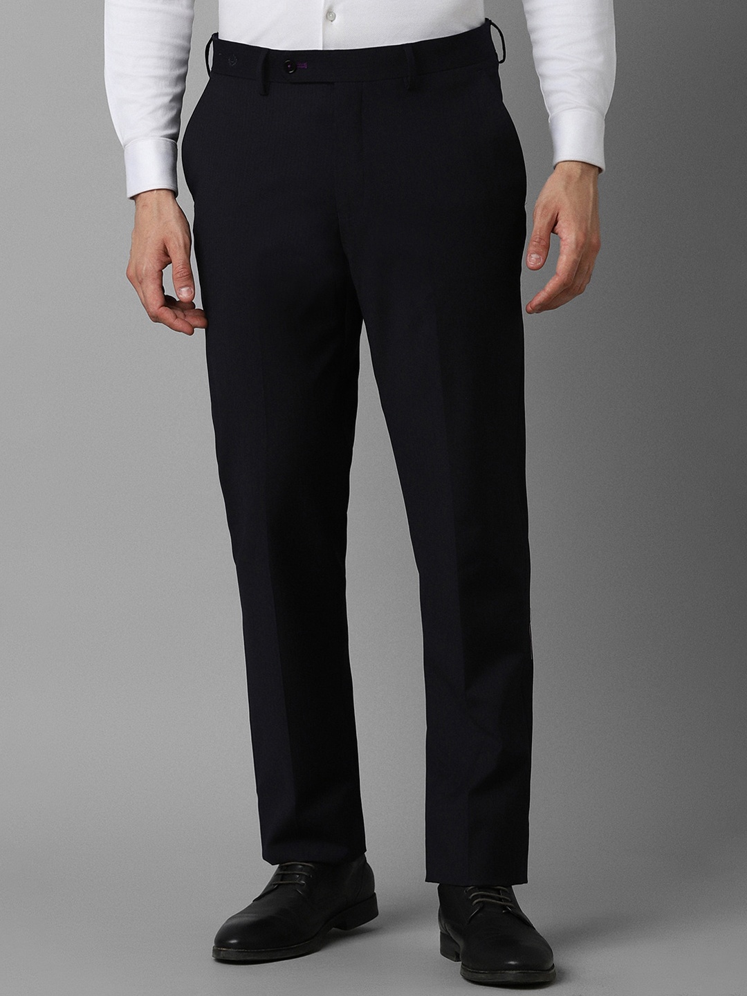 

Luxure by Louis Philippe Men Slim Fit Mid-Rise Formal Trousers, Black