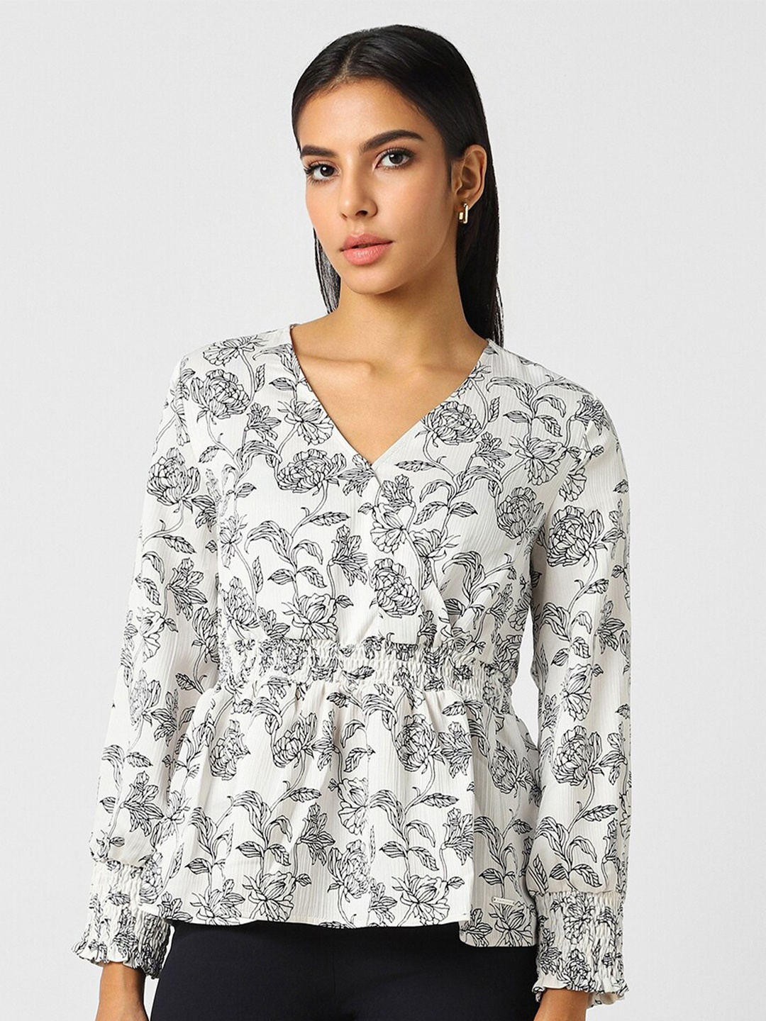 

Van Heusen Woman Floral Printed V-Neck Cuffed Sleeves Smocking Peplum Top, White