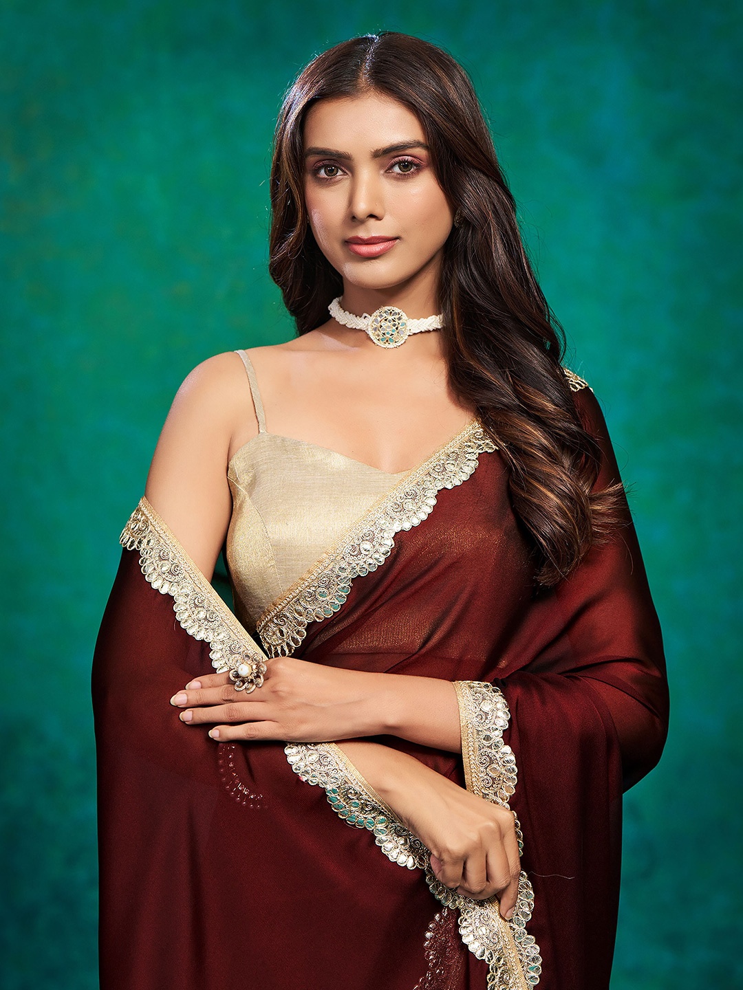 

Sangria Flowy Shimmer Look Saree, Brown