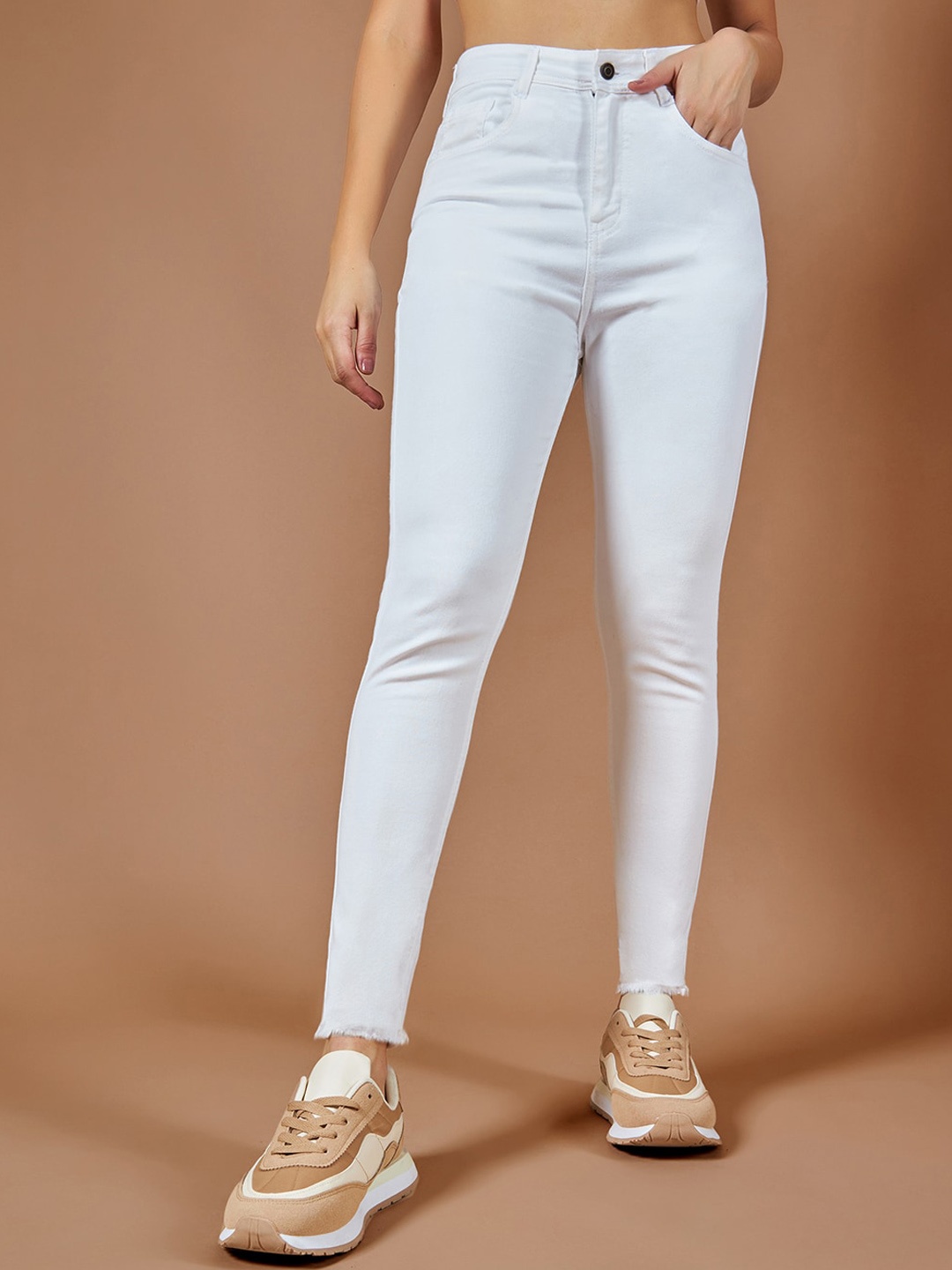 

DOLCE CRUDO Women Skinny Fit High-Rise Clean Look Stretchable Jeans, White