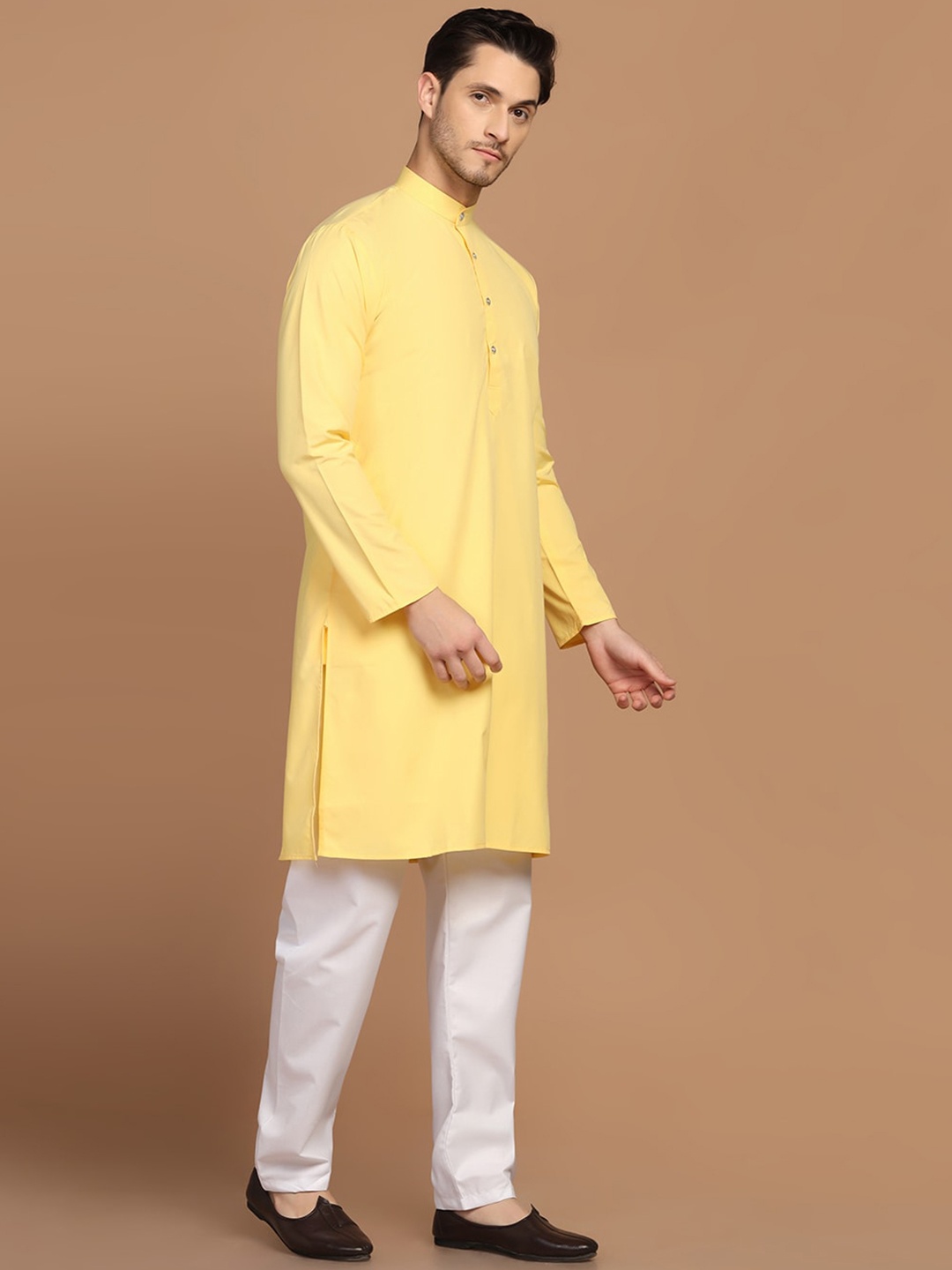 

TAHVO Mandarin Collar Straight Long Sleeves Straight Kurta With Pyjamas, Yellow