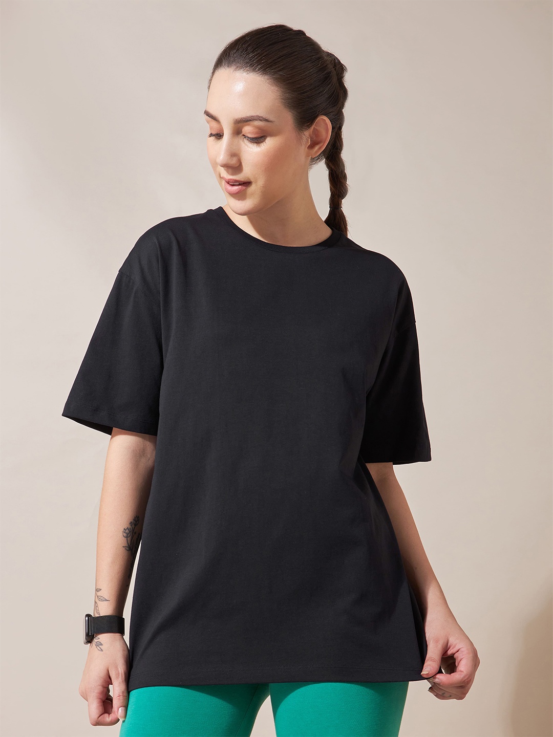

CULT Pure Cotton Bio Finish Technology Oversized-Fit Tshirt, Black