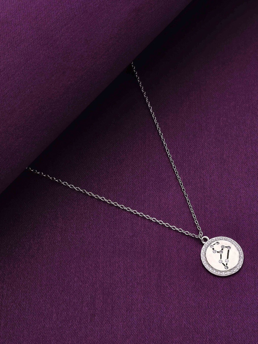 

KAI JEWEL Rhodium-Plated Cubic Zirconia-Studded 92.5 Sterling Silver Leo Pendant & Chain