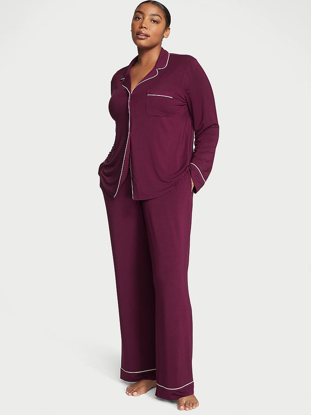 

Victoria's Secret Lapel Collar Night suit, Burgundy