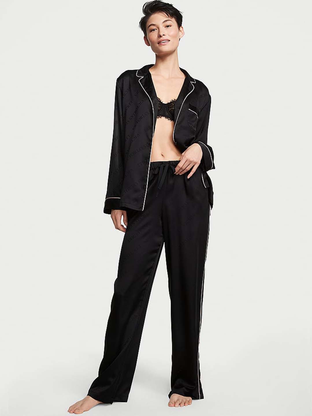 

Victoria's Secret Lapel Collar Typography Printed Night suits, Black