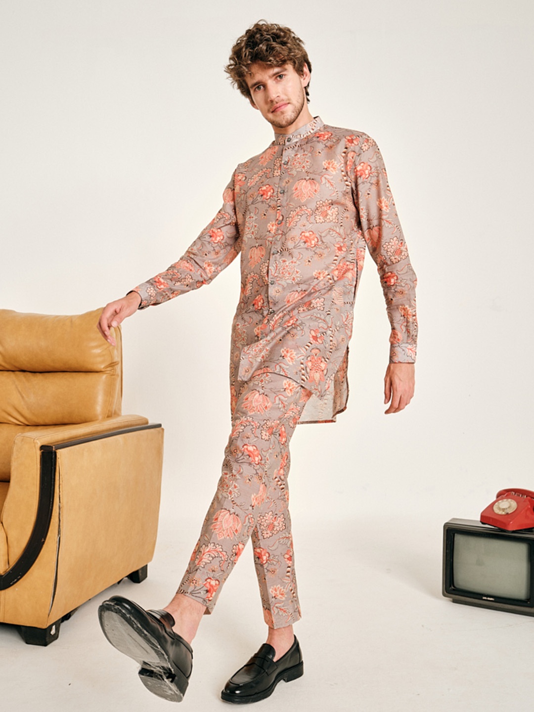 

Project Bandi Floral Printed Band Collar Long Sleeves Chanderi Cotton Kurta & Pyjama Set, Charcoal