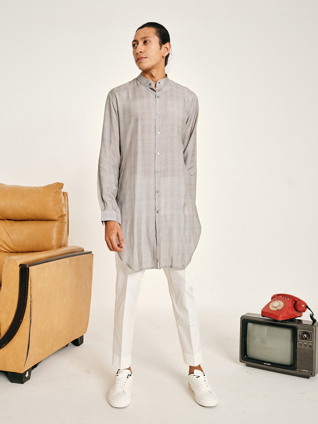 

Project Bandi Regular Kurta with Trousers, Grey