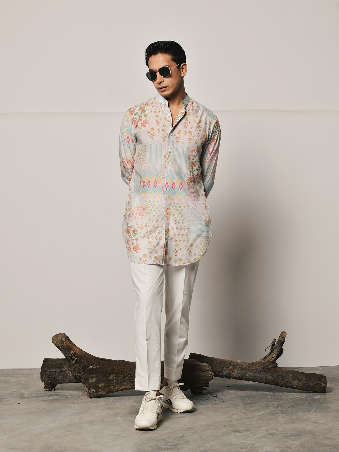 

Project Bandi Floral Printed Band Collar Kurta with Trousers, Blue