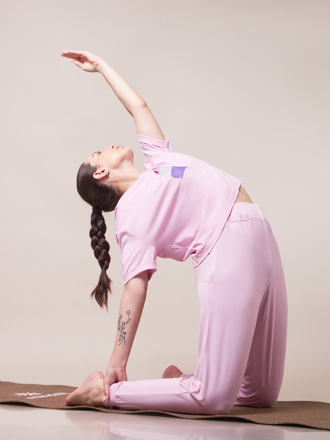 

CULT Women Breathable Regular Fit Yogini Pants, Pink