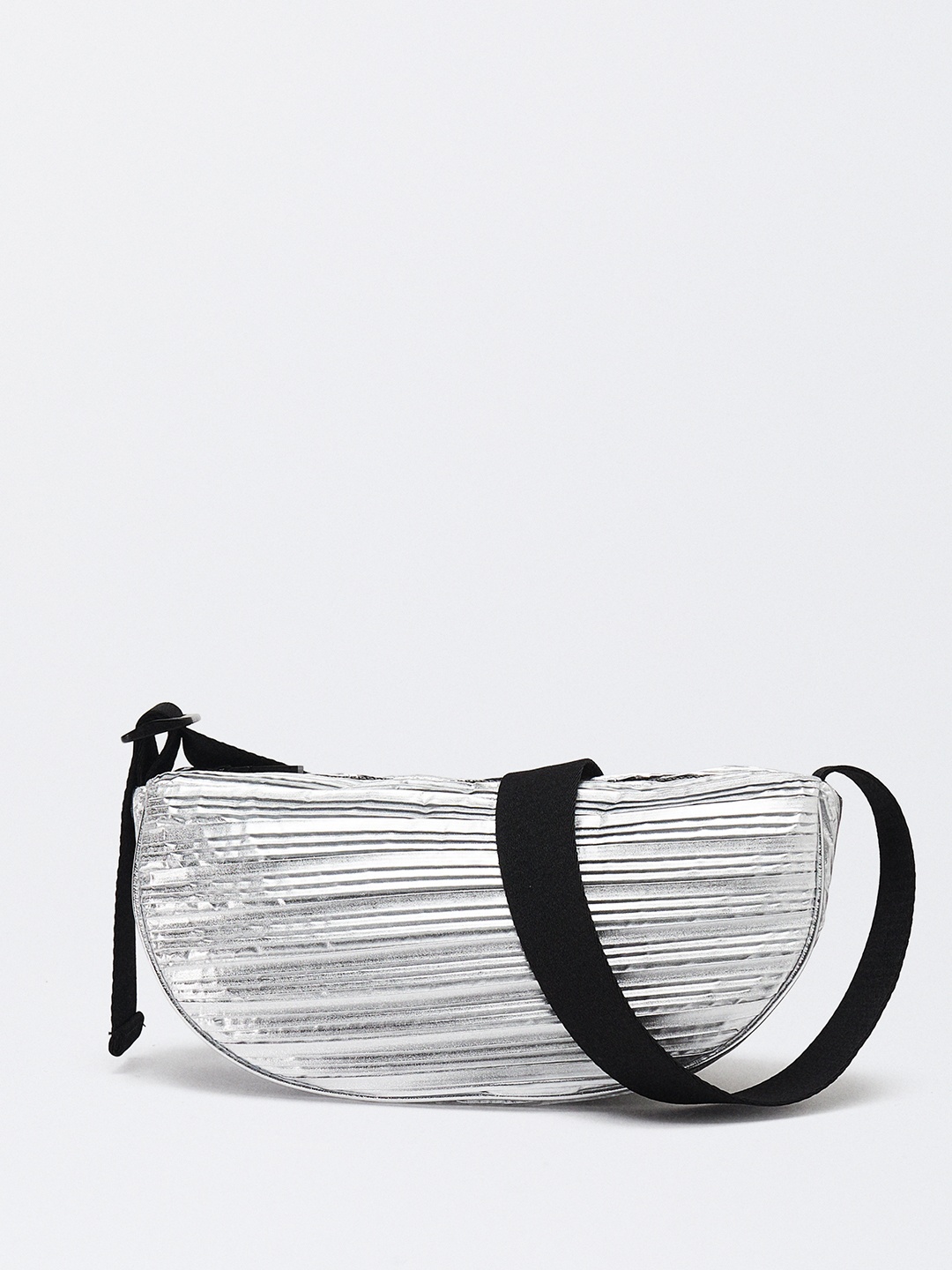 

PARFOIS Half Moon Sling Bag, Silver