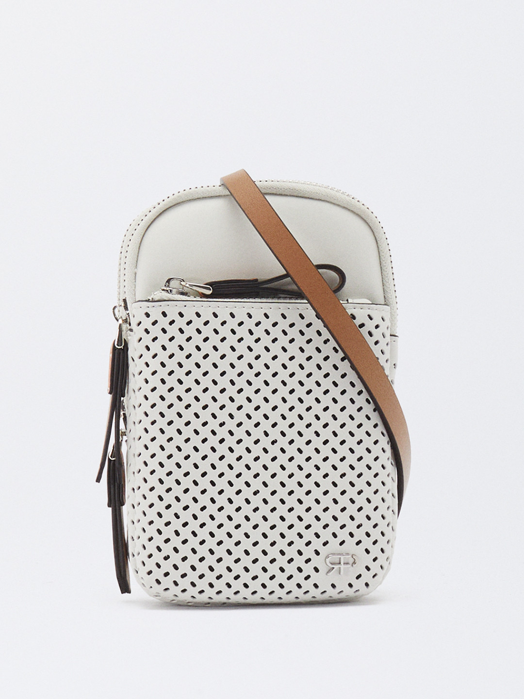 

PARFOIS Laser Cut Mobile Pouch, Off white