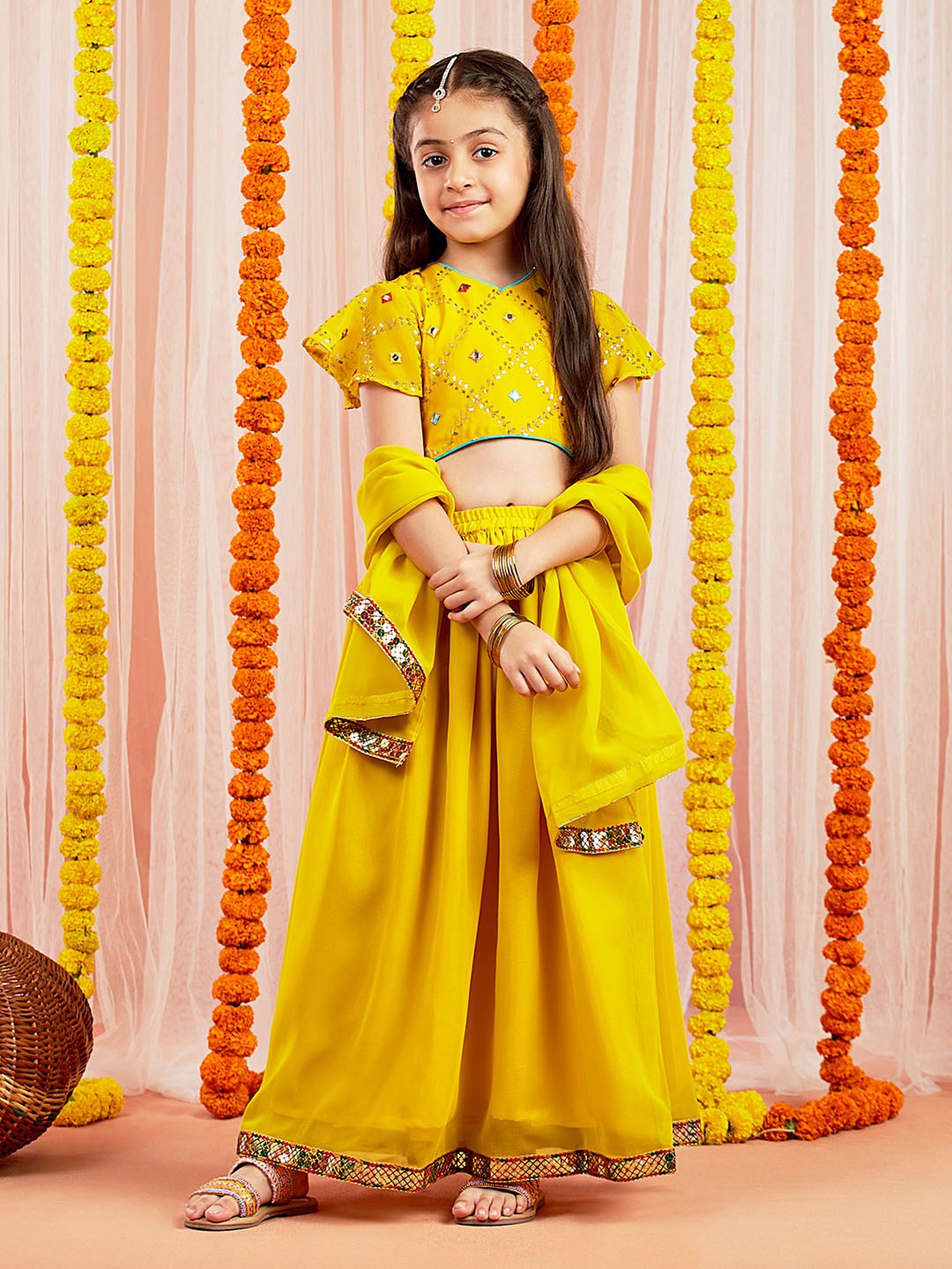 

VASTRAMAY Girls Embellished Sequinned Ready to Wear Lehenga & Blouse With Dupatta, Yellow