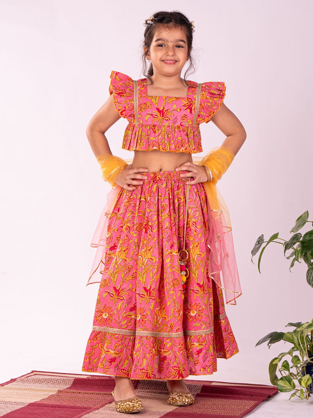 

VASTRAMAY Girls Printed Ready to Wear Lehenga & Blouse With Dupatta, Pink