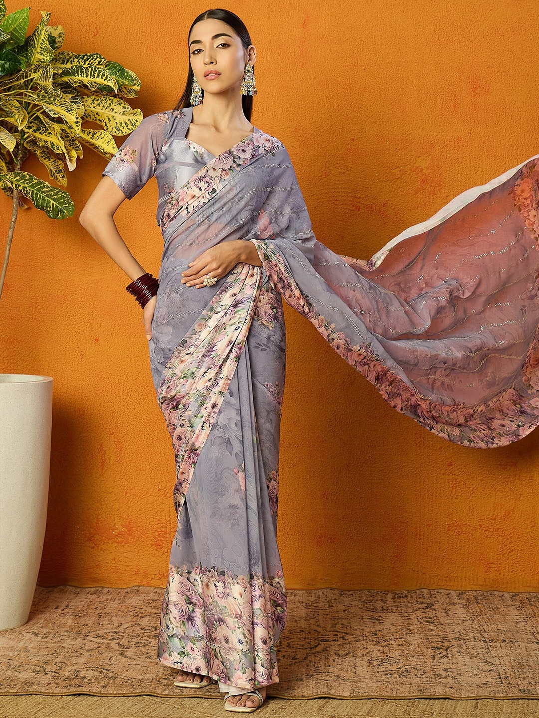 

Inddus Floral Embellished Saree With Blouse Piece, Grey