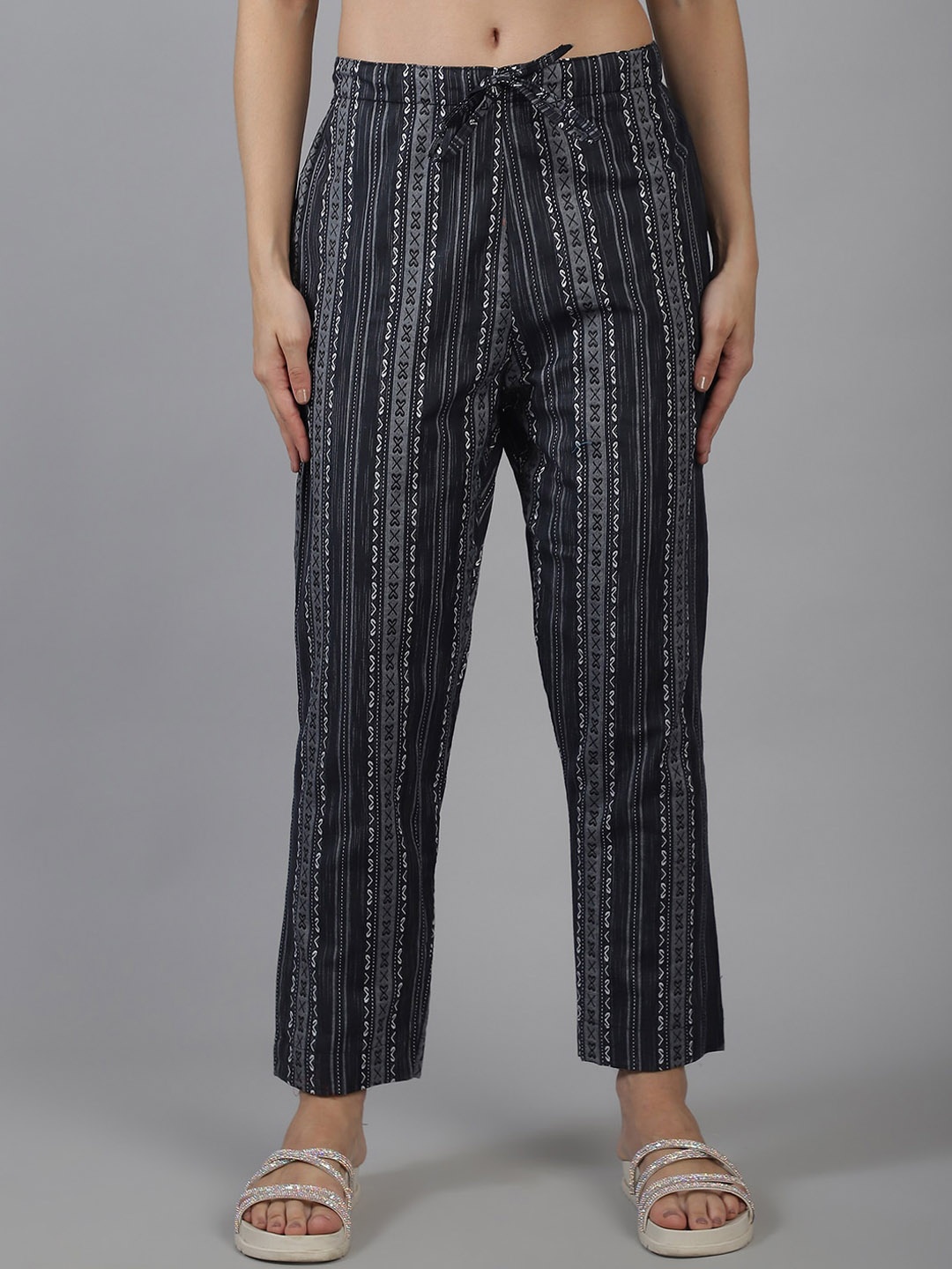 

Enchanted Drapes Women Geometric Striped Mid-Rise Cotton Culottes Trouser, Grey
