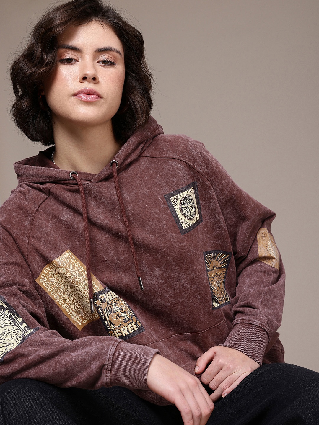 

The Roadster Life Co. Graphic Printed Hooded Pure Cotton Sweatshirt, Coffee brown