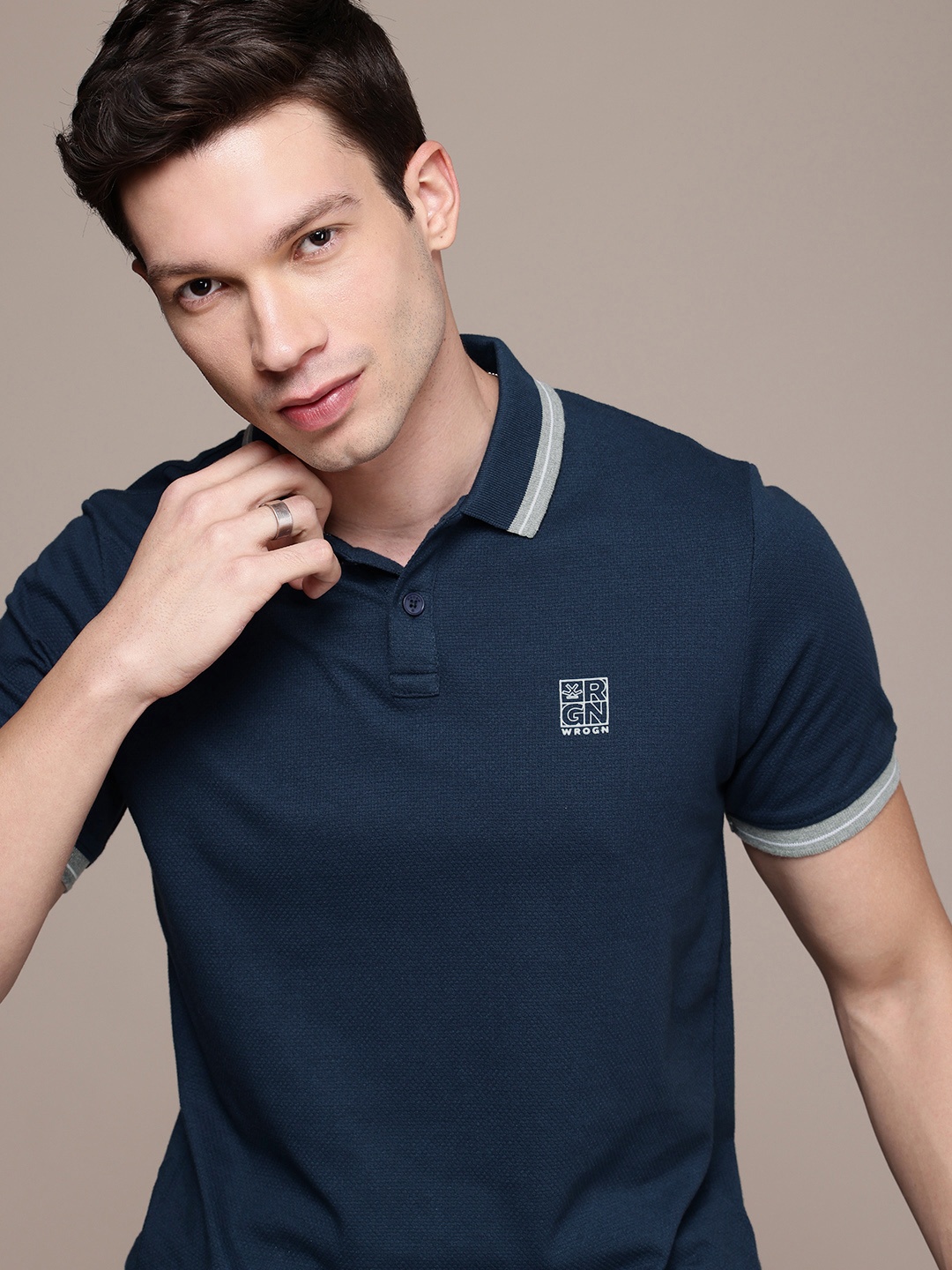

WROGN Self Design Polo Collar T-shirt, Navy blue