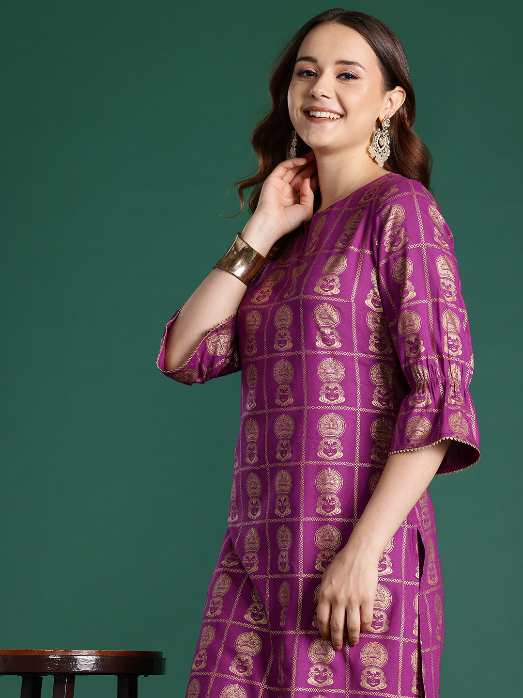 

Sangria Ethnic Motifs Printed Straight Kurta with Trousers, Purple