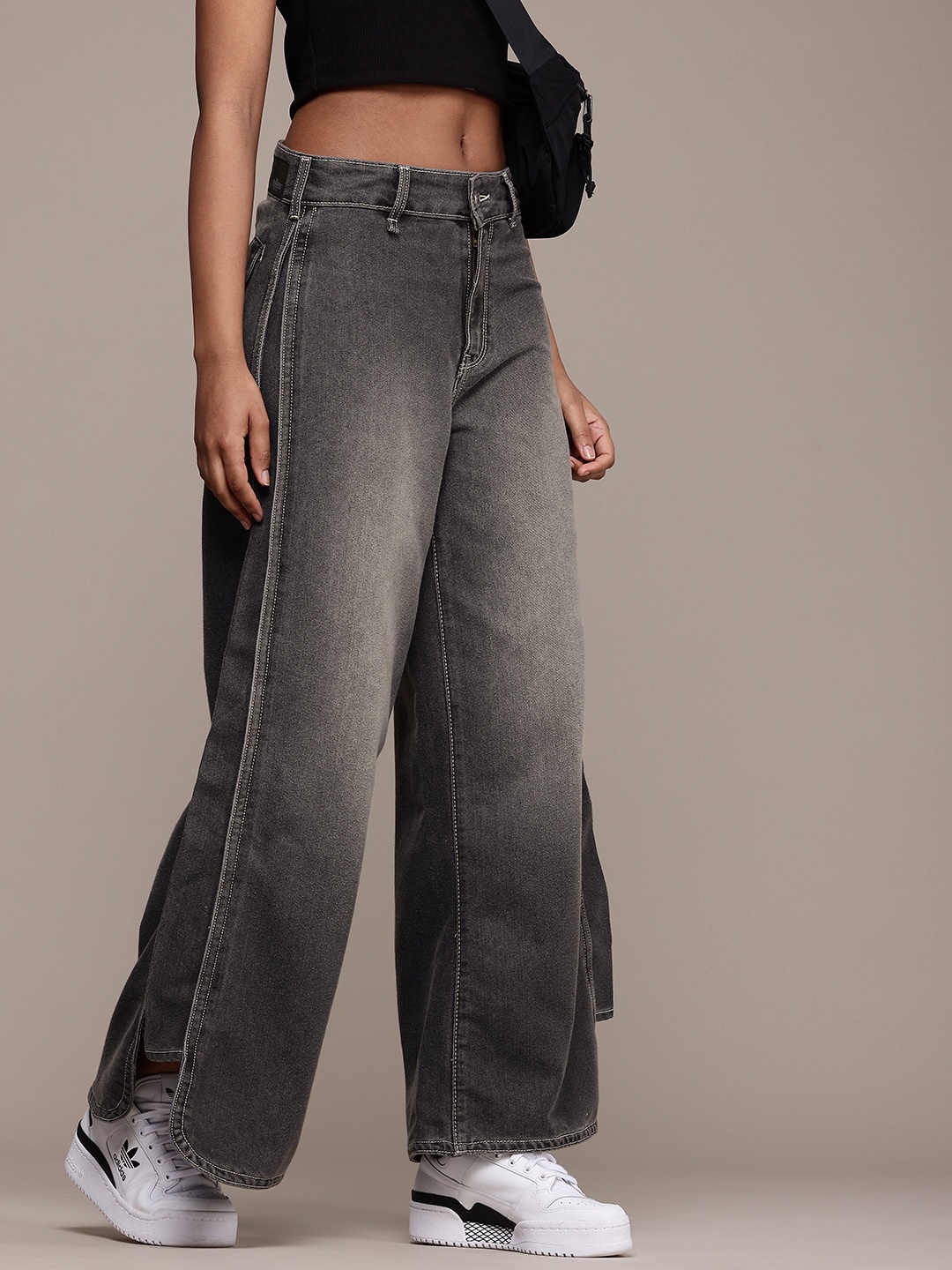 

The Roadster Life Co. Women High-Rise Flared Heavy Fade Jeans, Grey