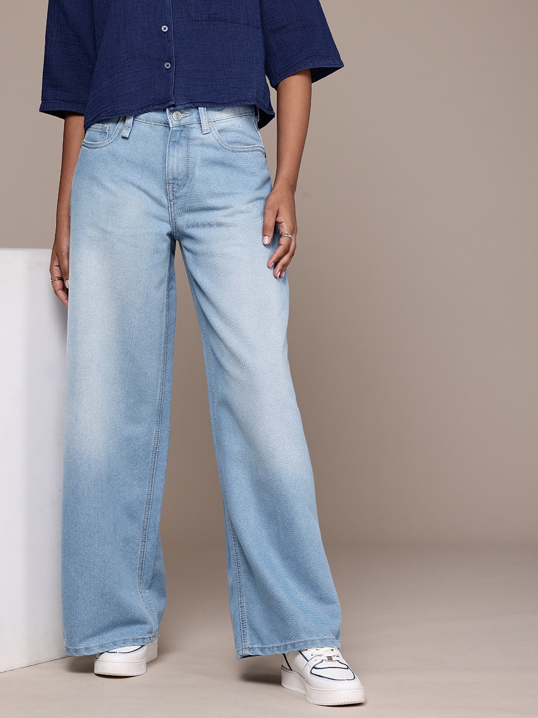 

The Roadster Life Co. Women Super Wide Leg Heavy Fade Jeans, Blue