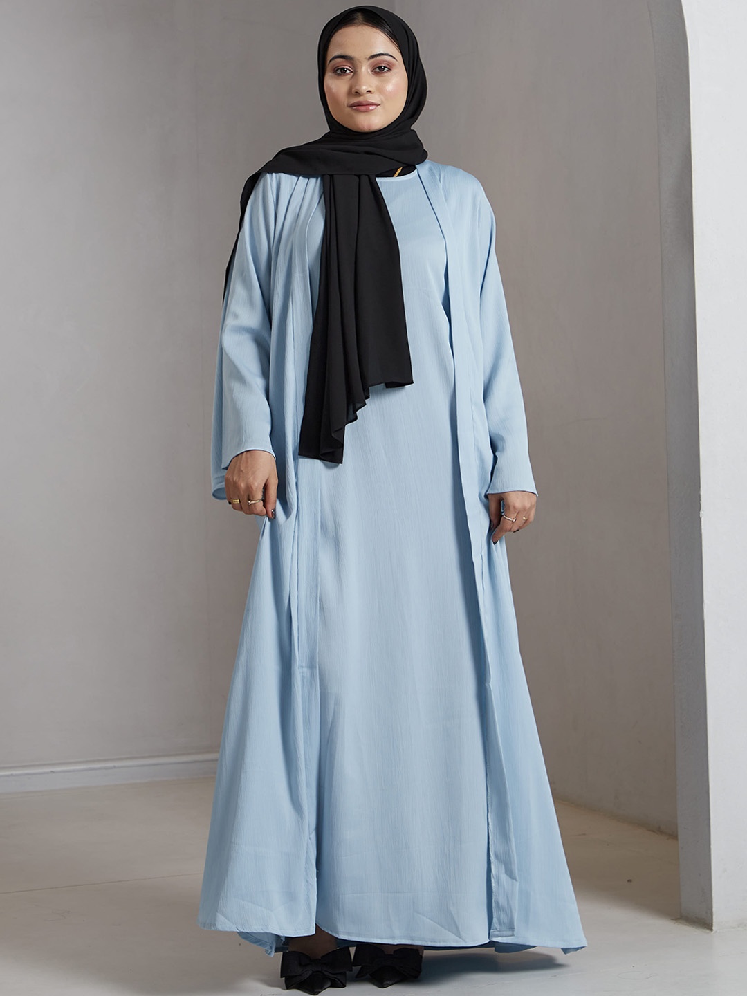 

Modest Essentials Round Neck Abaya, Blue