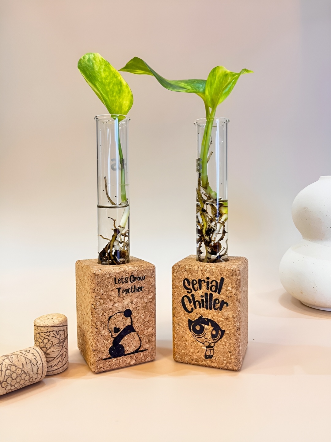 

Raw Yarns Beige 2Pcs Printed Wooden Planters