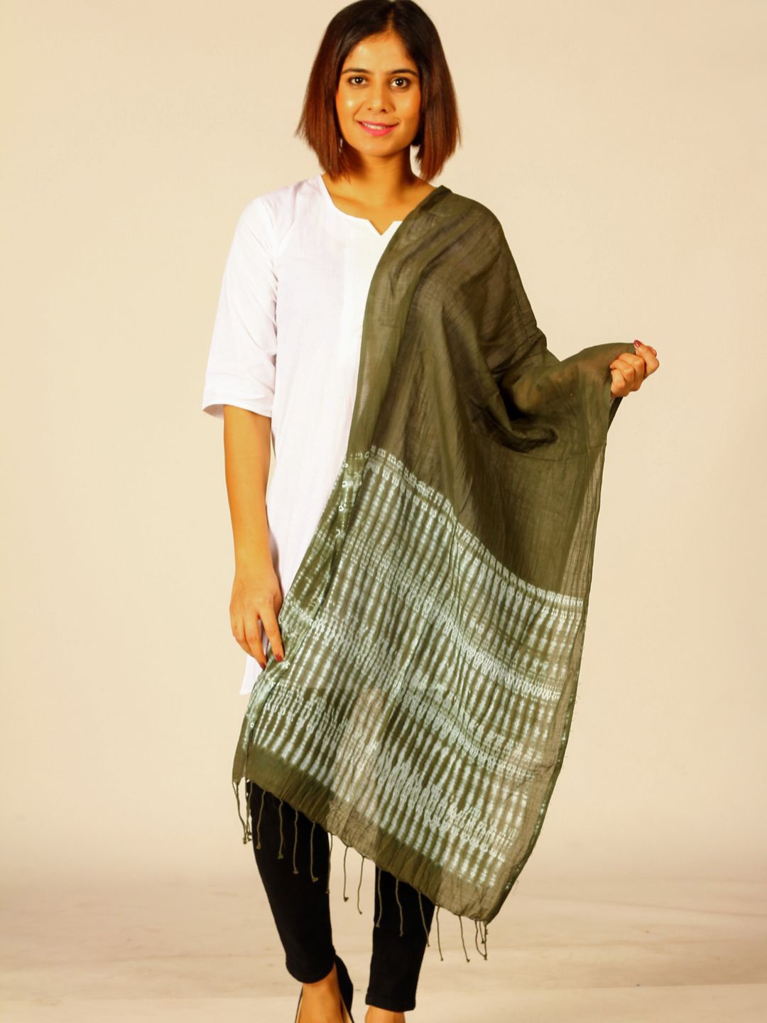 

ArtEastri Women Woven Design Stole, Green