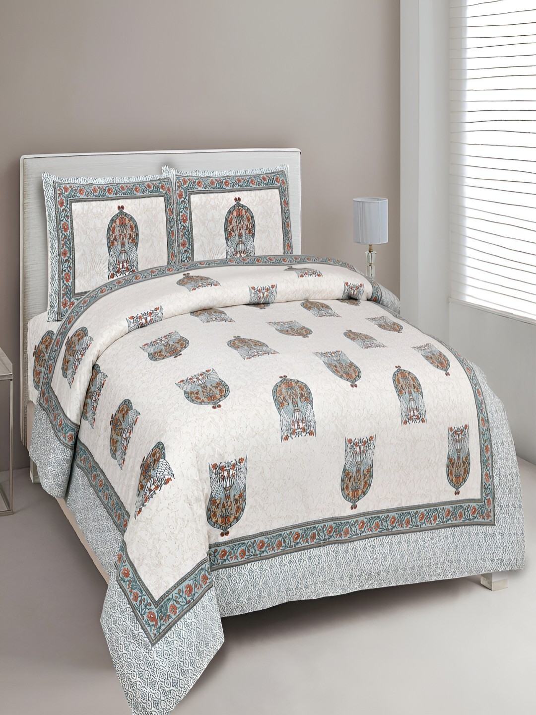 

Aura Blue & White Ethnic Motifs 180 TC King Bedsheet with 2 Pillow Covers